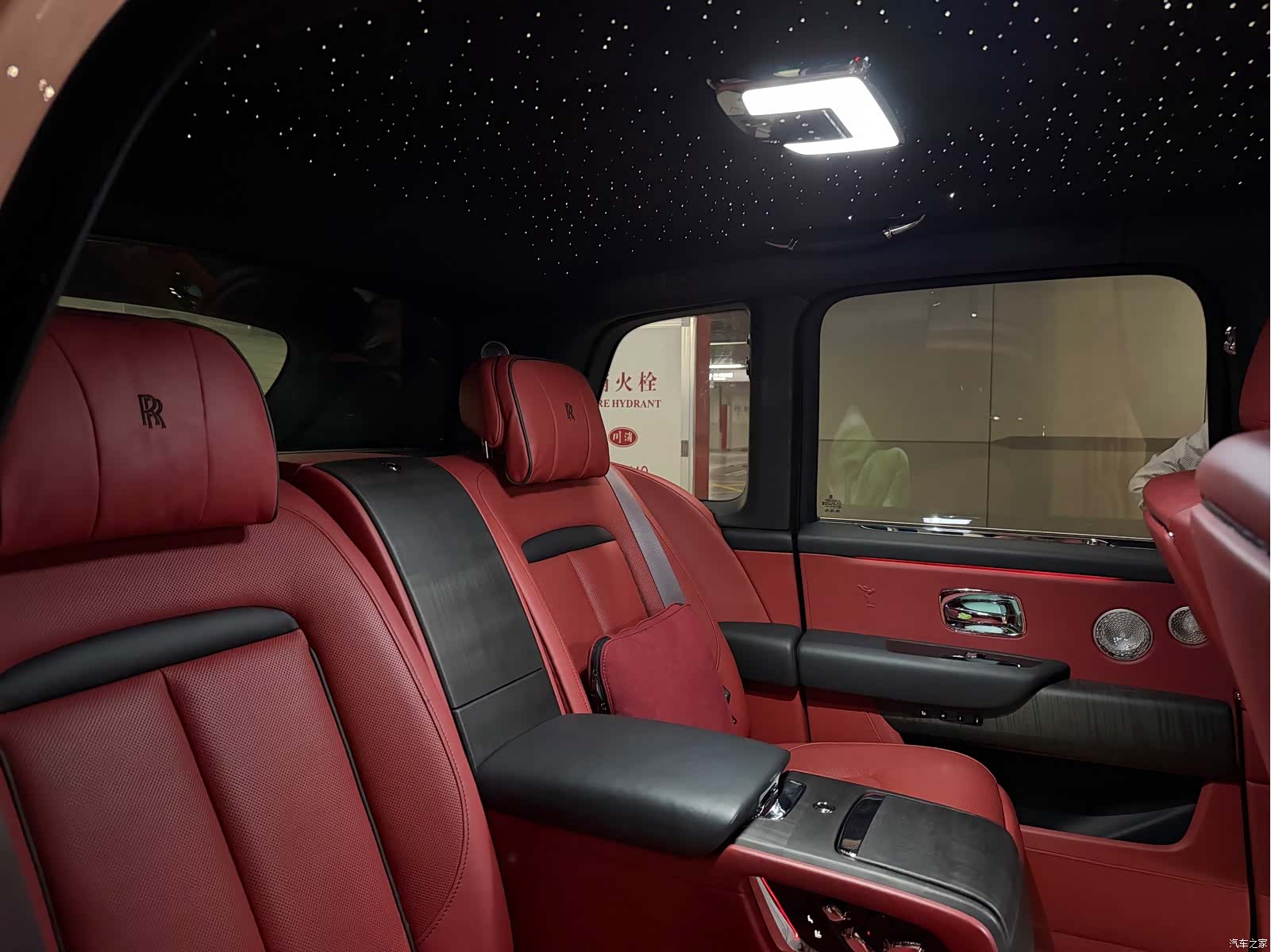 Rolls-Royce Cullinan, 2019 все фото