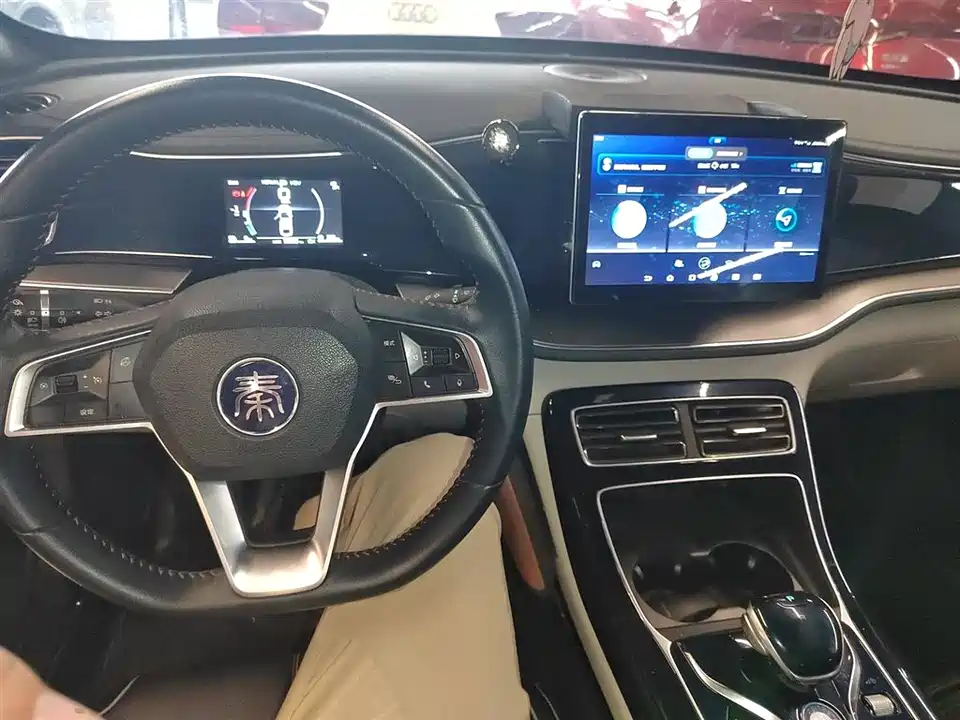 BYD Qin Yuan BYD Qin Yuan