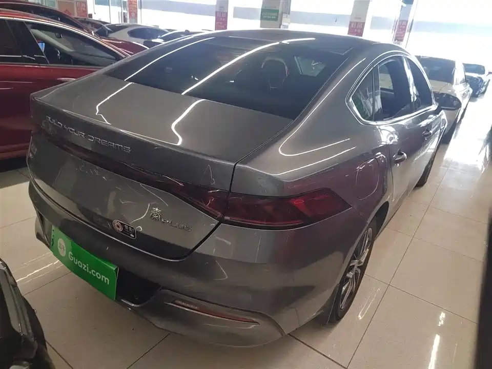 BYD Qin Yuan BYD Qin Yuan