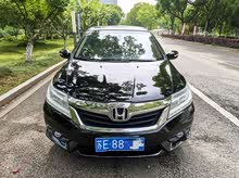 ���� 2015�� 1.8L �Զ����ʰ�