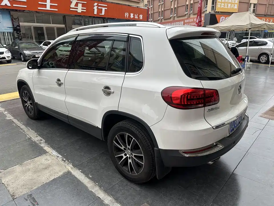 Volkswagen Tiguan