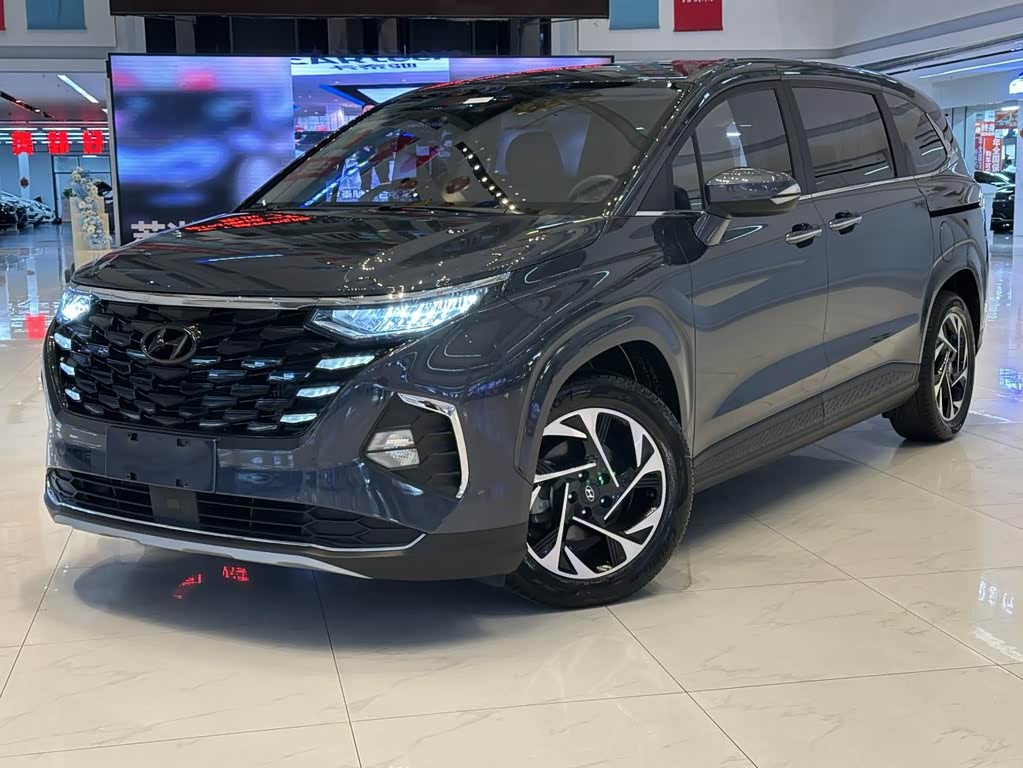 Hyundai Custo