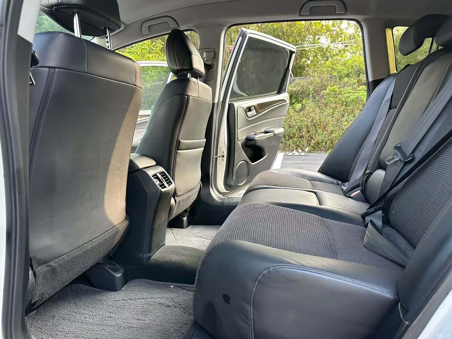 Honda Jade, 2014 6
