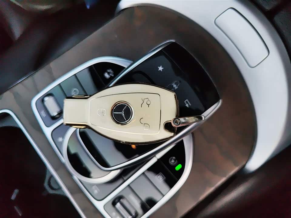 Mercedes-Benz GLC Mercedes-Benz GLC
