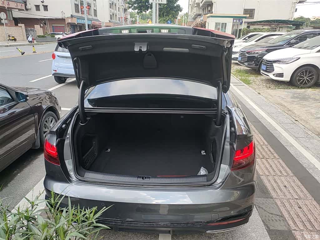 Audi A4L, 2021 19