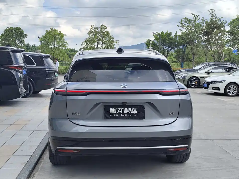 NIO ES6