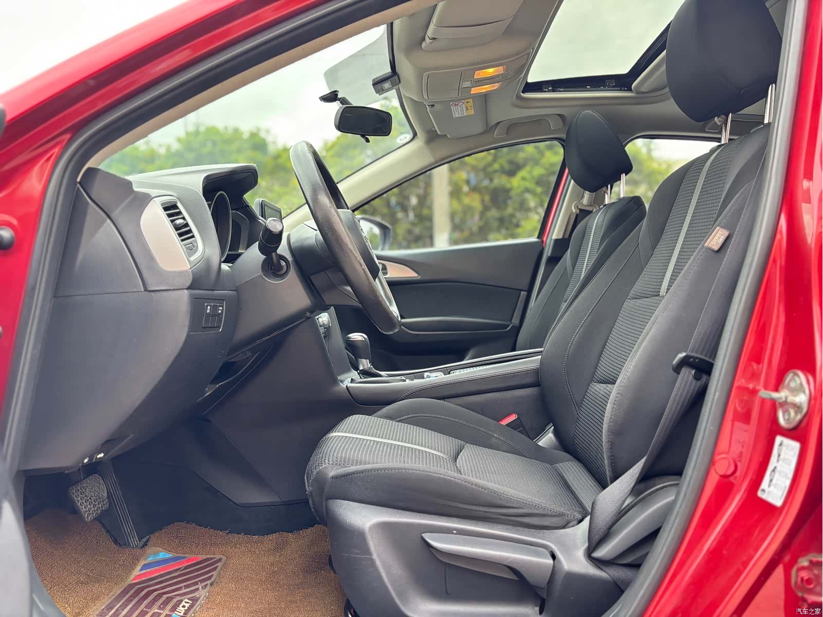 Mazda Mazda3, 2017 9
