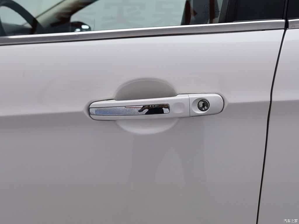 Ford Kuga, 2015 18