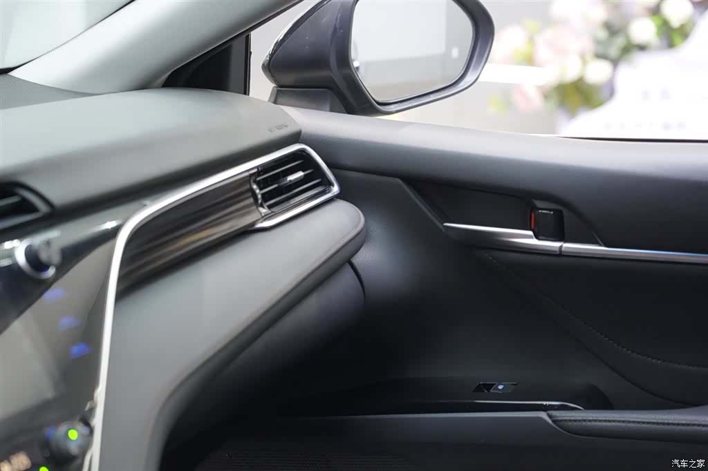 Toyota Camry, 2020 14
