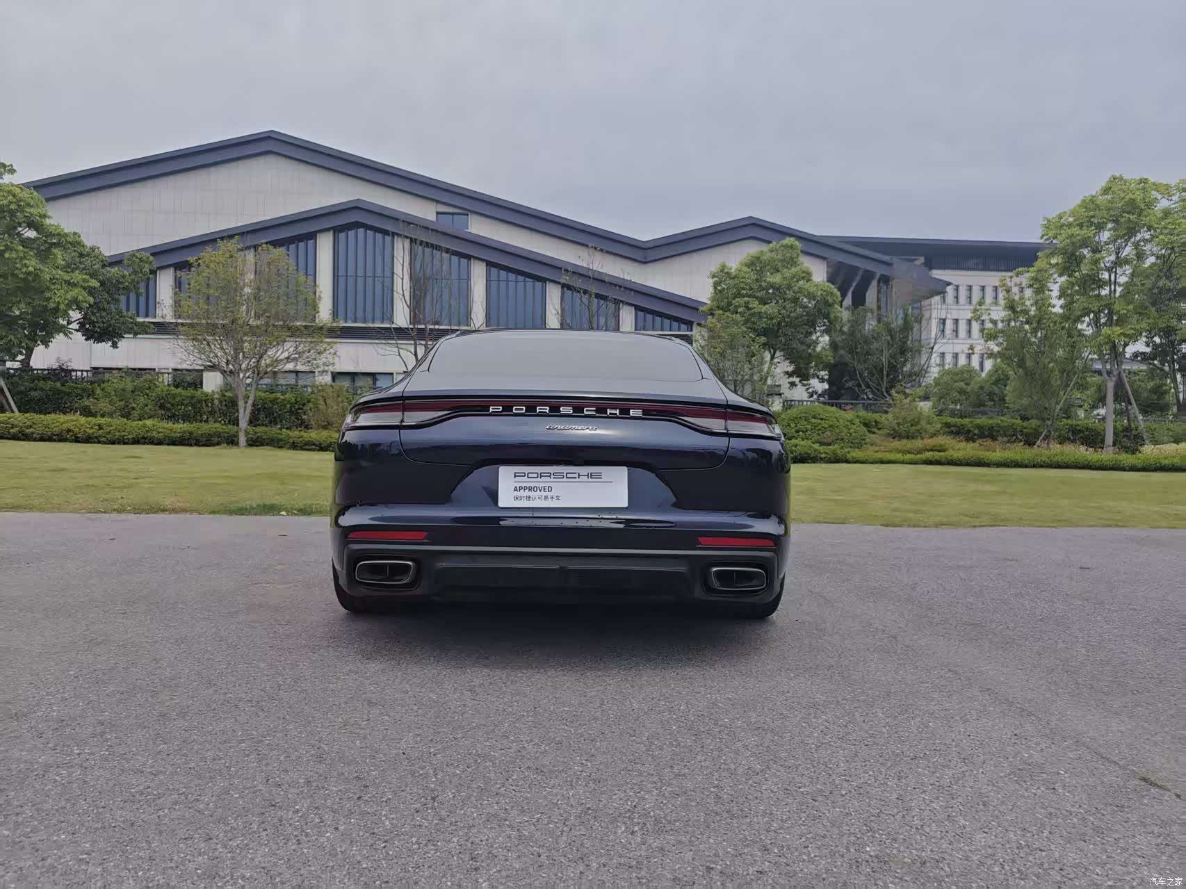 Porsche Panamera, 2023 2