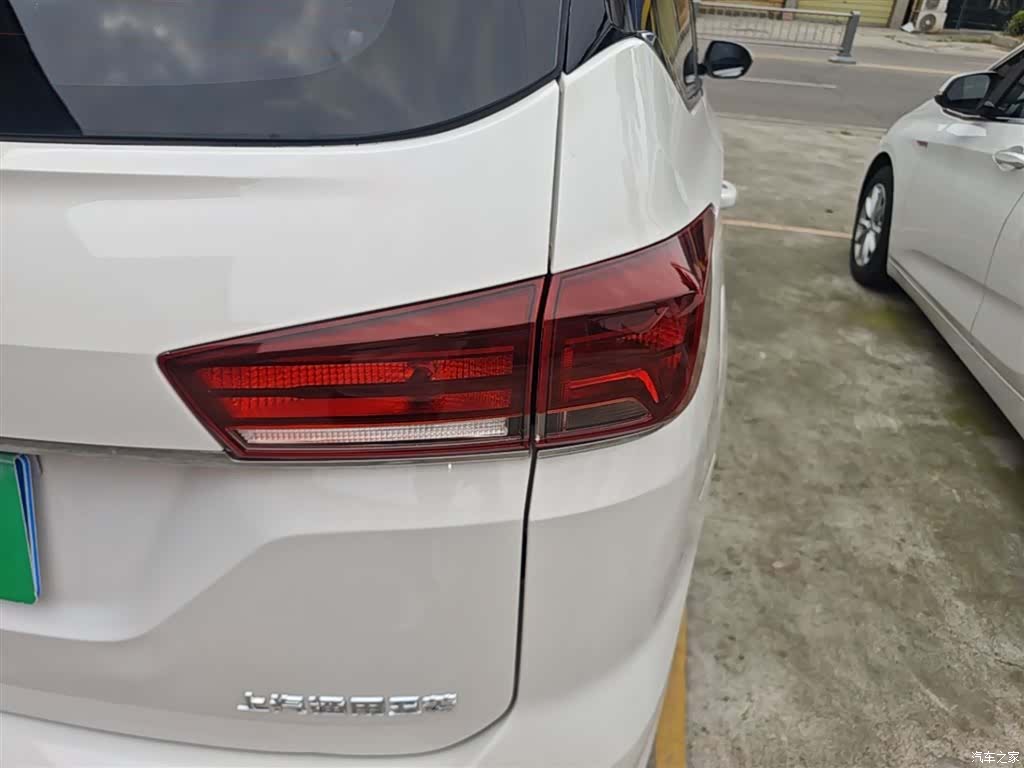 Wuling 360, 2019 8