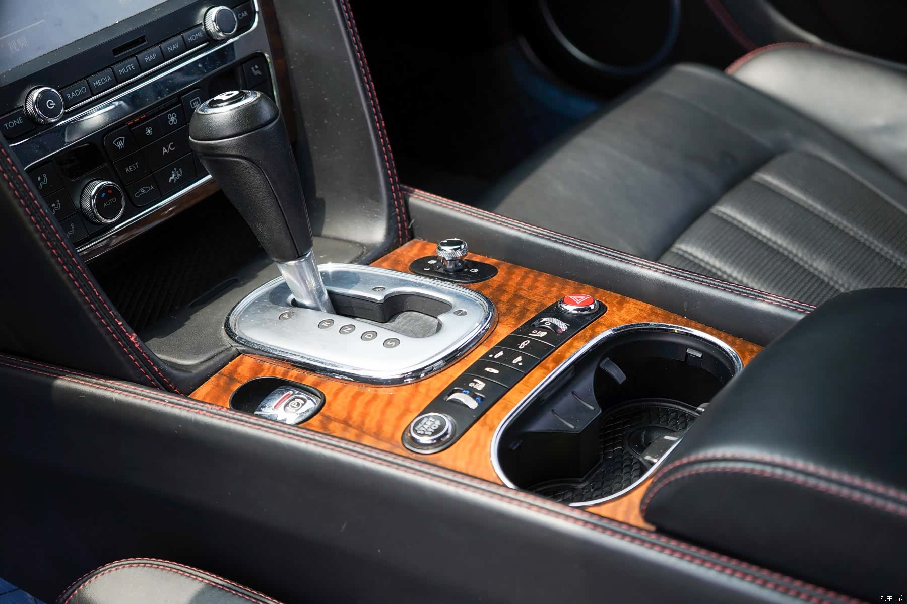 Bentley Continental GT, 2013 8
