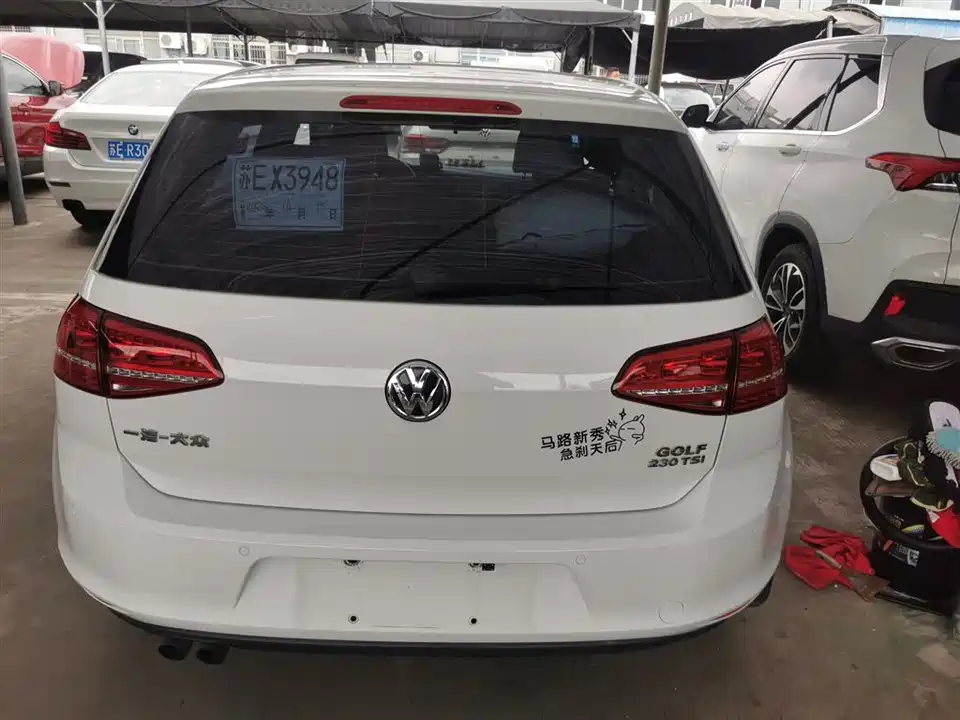 Volkswagen golf