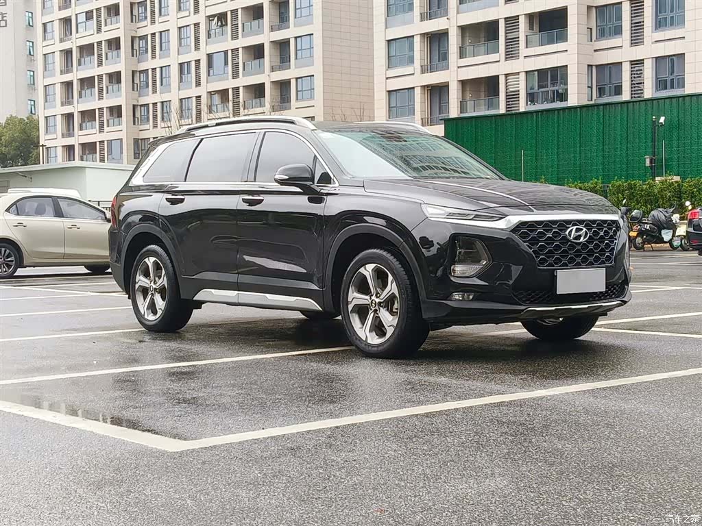 Hyundai Santa Fe, 2020 8