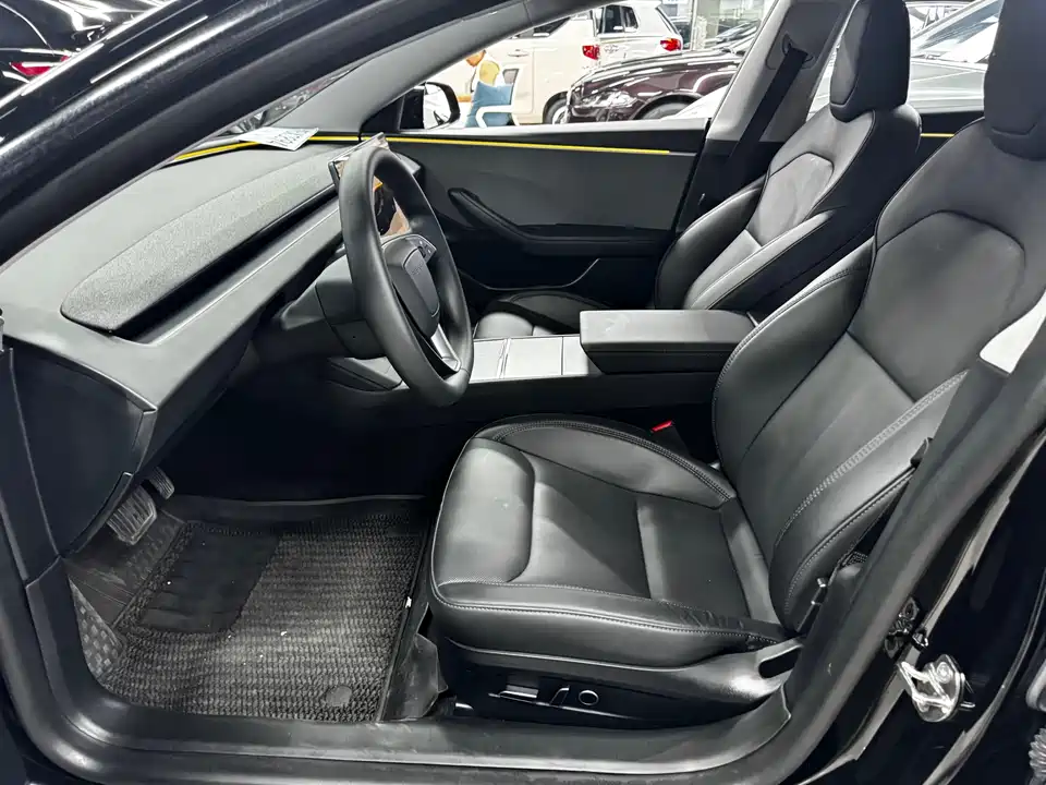 Tesla Model 3 Tesla Model 3
