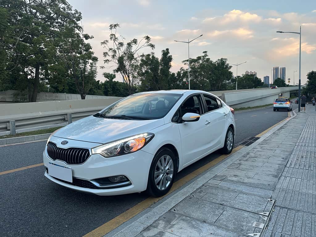 Kia K3 2013 1.6L AT GLS