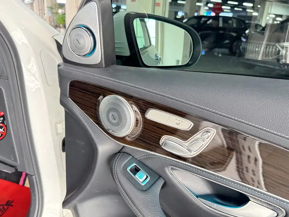 Mercedes-Benz GLC Mercedes-Benz GLC