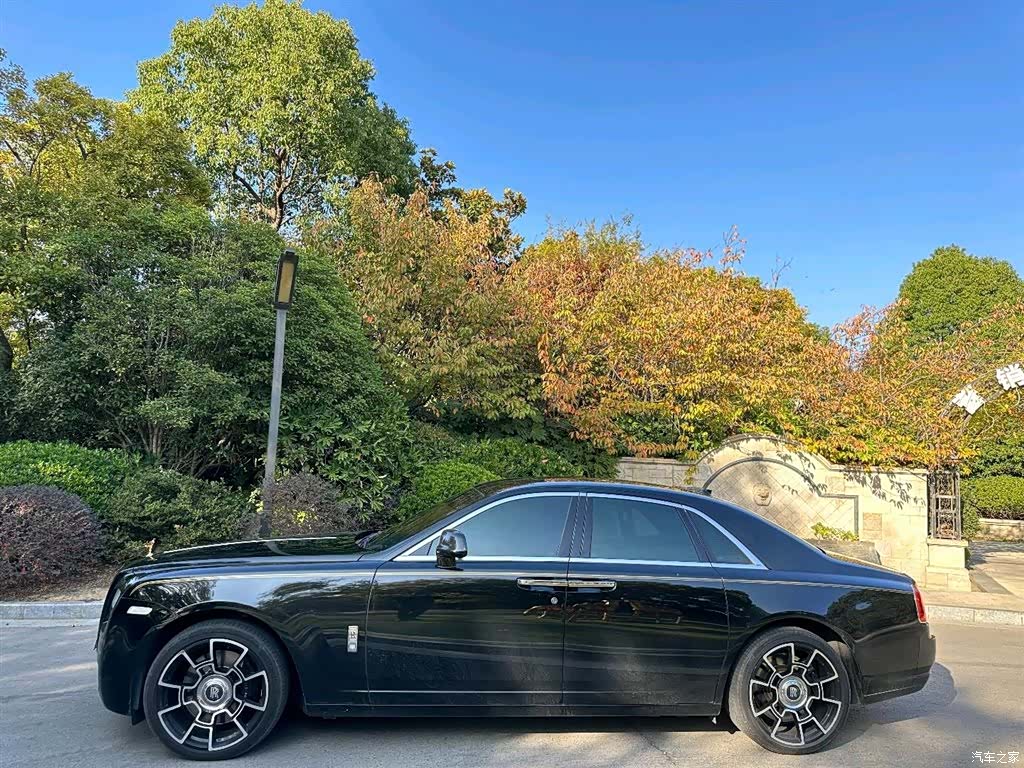 Rolls-Royce Ghost, 2015 4