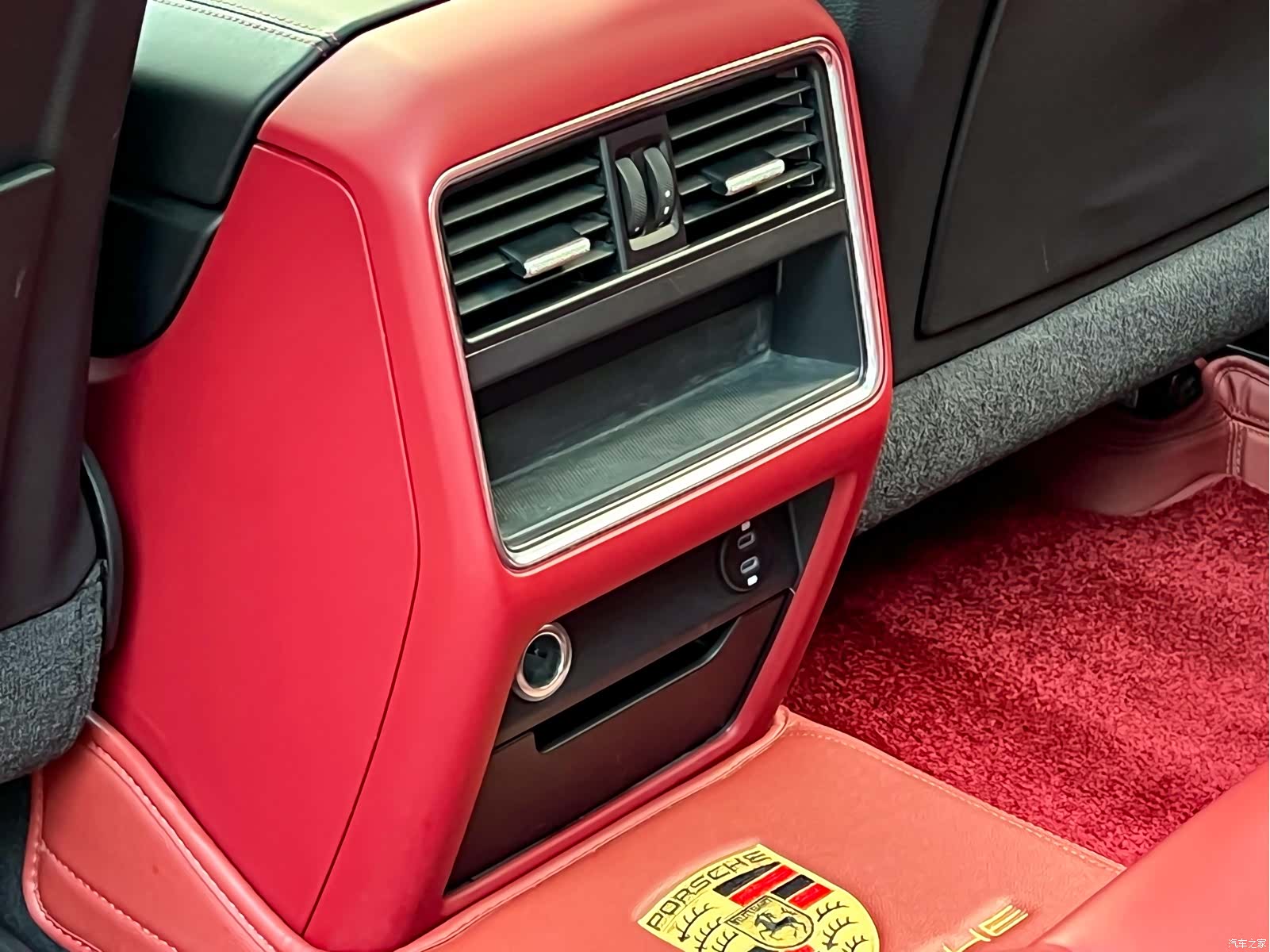 Porsche Cayenne, 2021 24