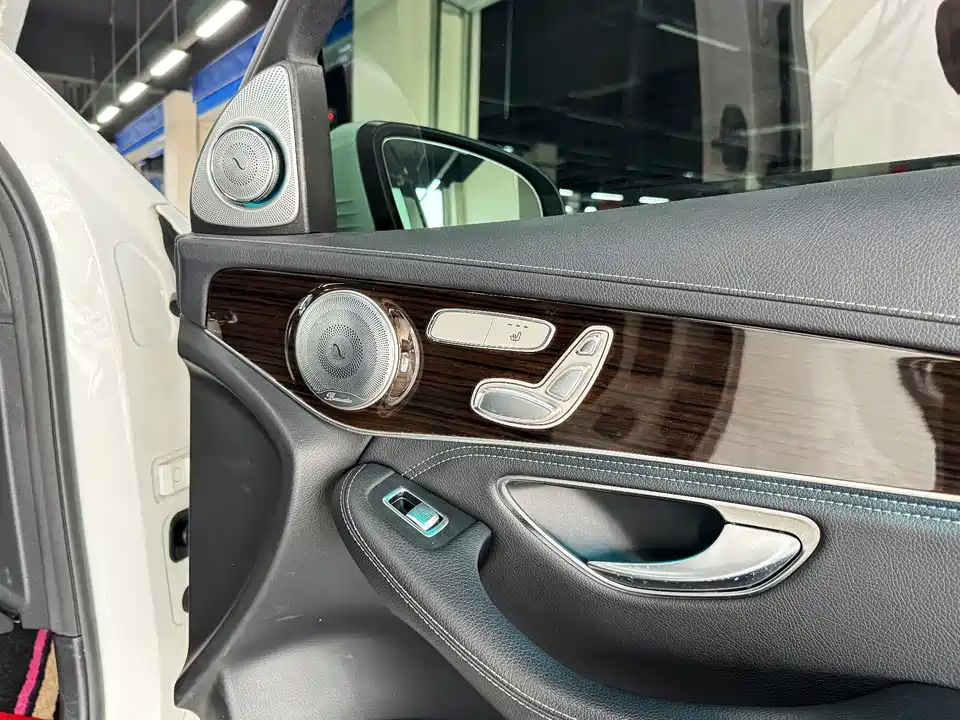 Mercedes-Benz GLC Mercedes-Benz GLC