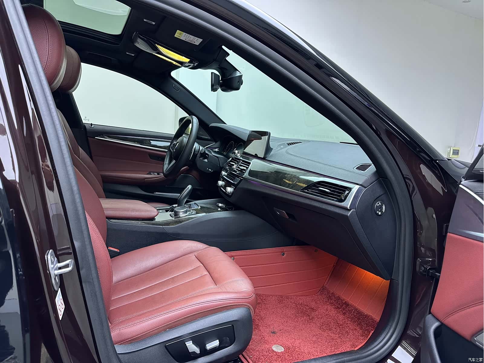BMW 5 Series, 2019 14