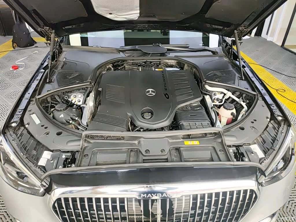 Maybach S-Class, 2023 7