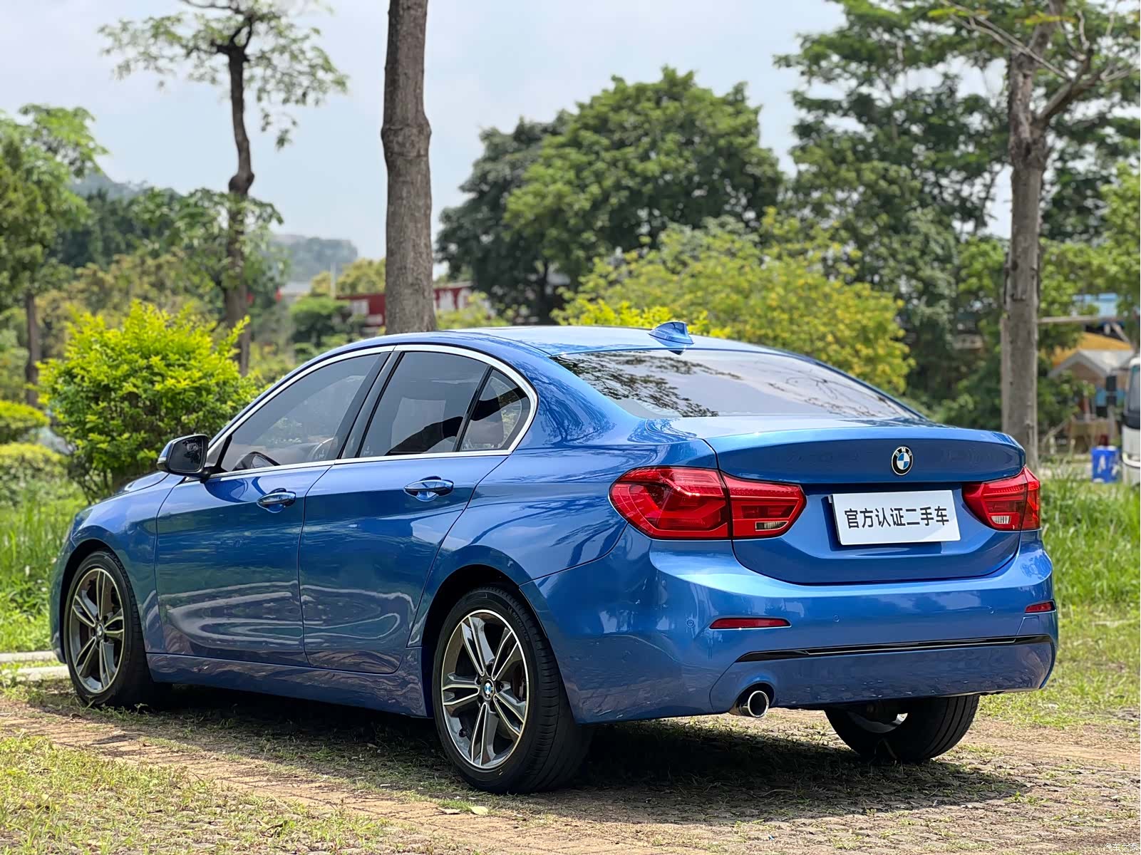 BMW 1 Series, 2018 все фото