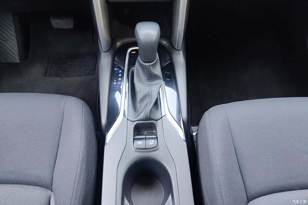 Toyota Frontlander, 2024 16