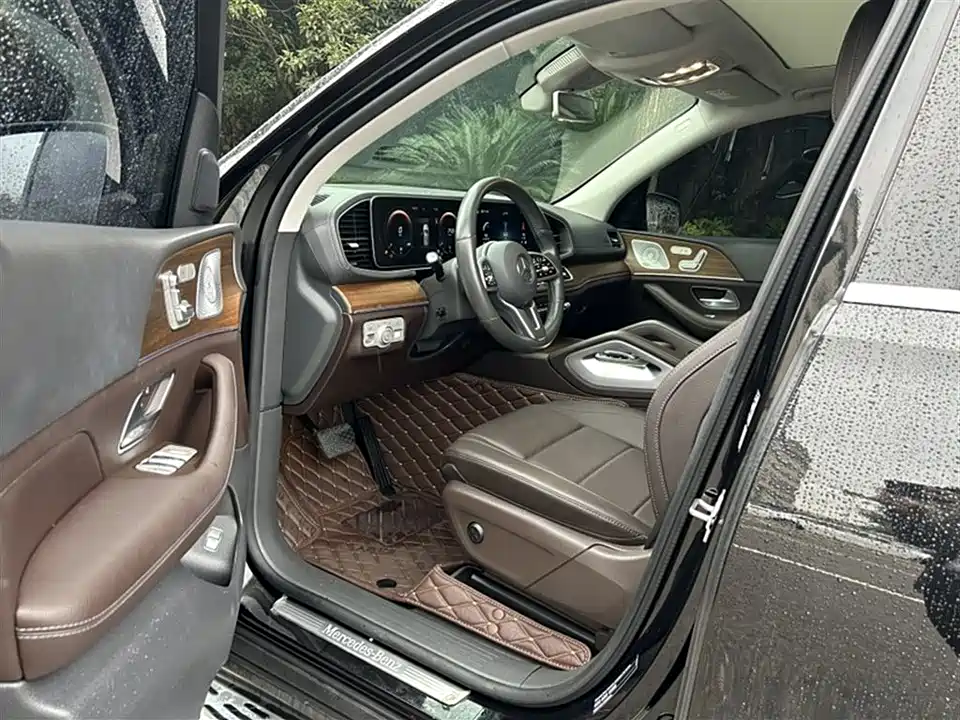 Mercedes-Benz GLE Mercedes-Benz GLE