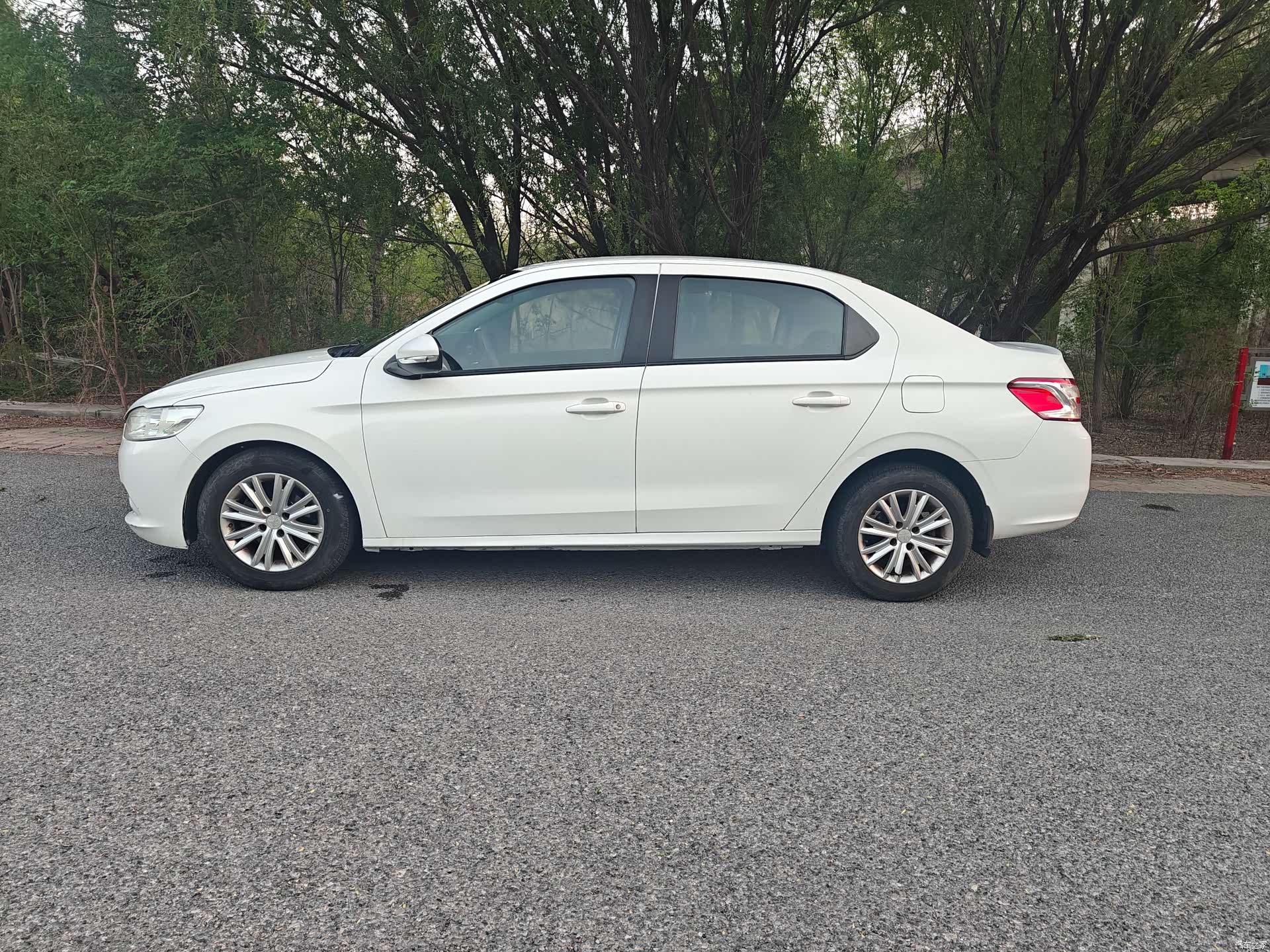 Peugeot 301, 2016 10