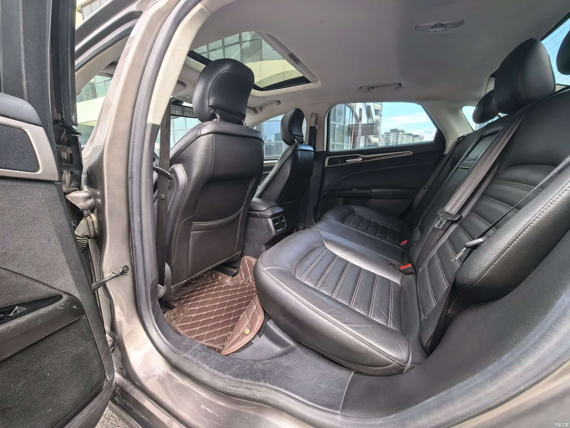 Ford Mondeo, 2016 7