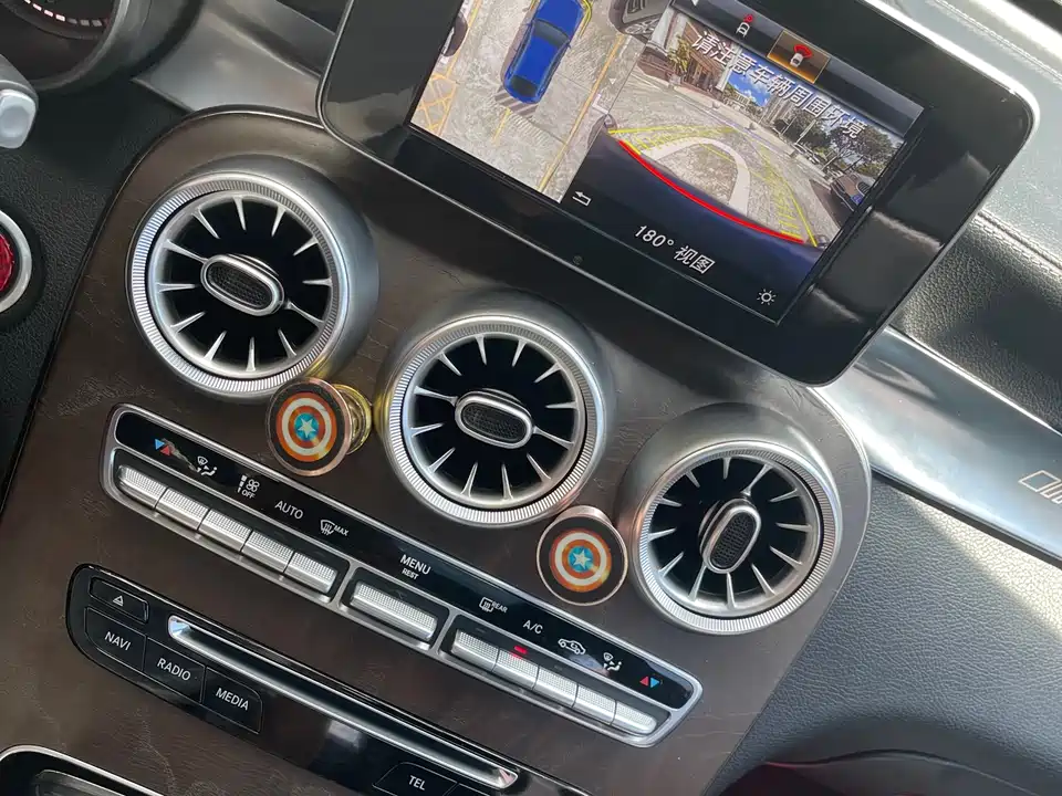 Mercedes-Benz GLC Mercedes-Benz GLC