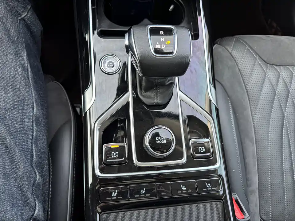 Hongqi HS5 Hongqi HS5
