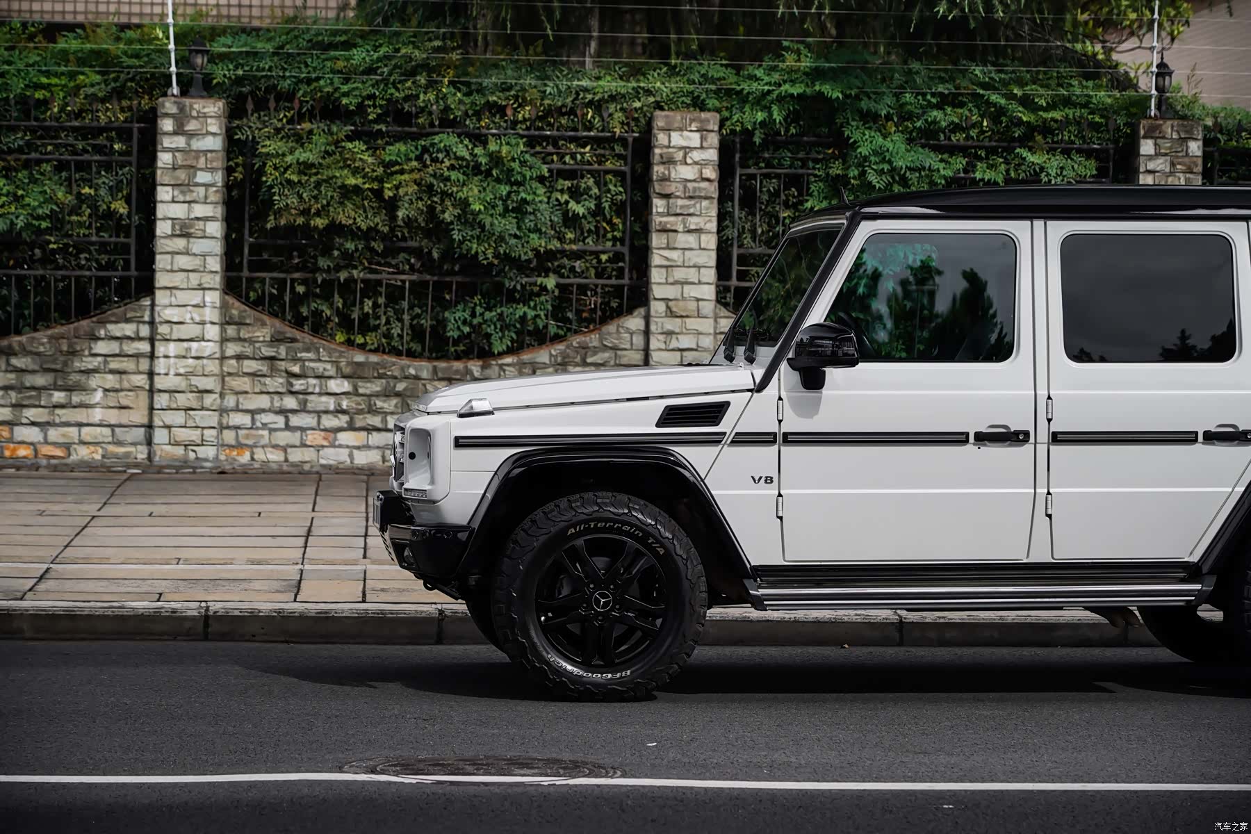Mercedes-Benz G-Class, 2016 19