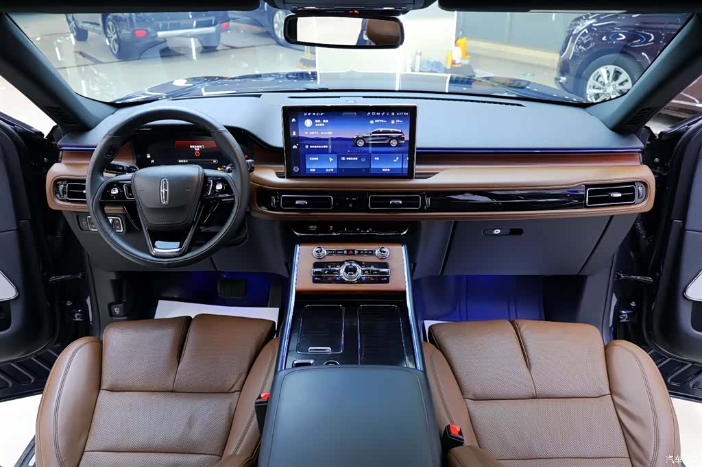 Lincoln Aviator, 2022 18