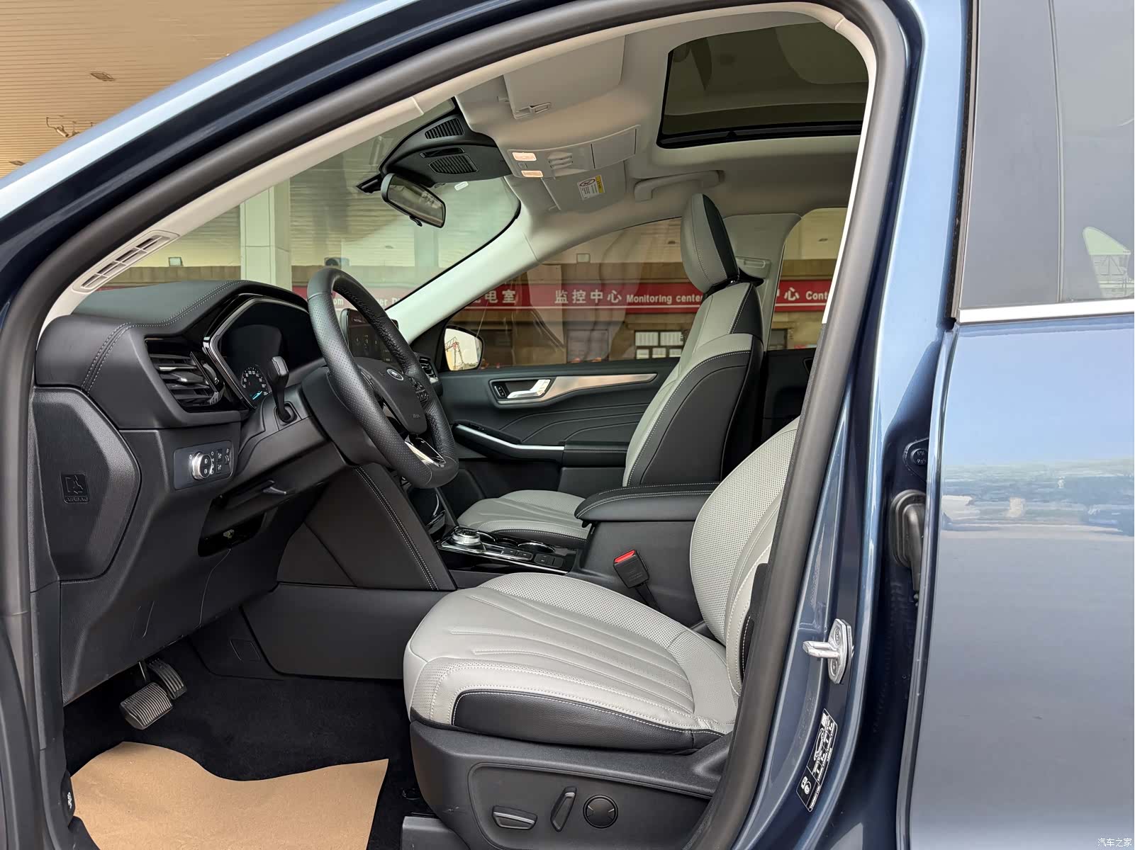 Ford Escape, 2022 7