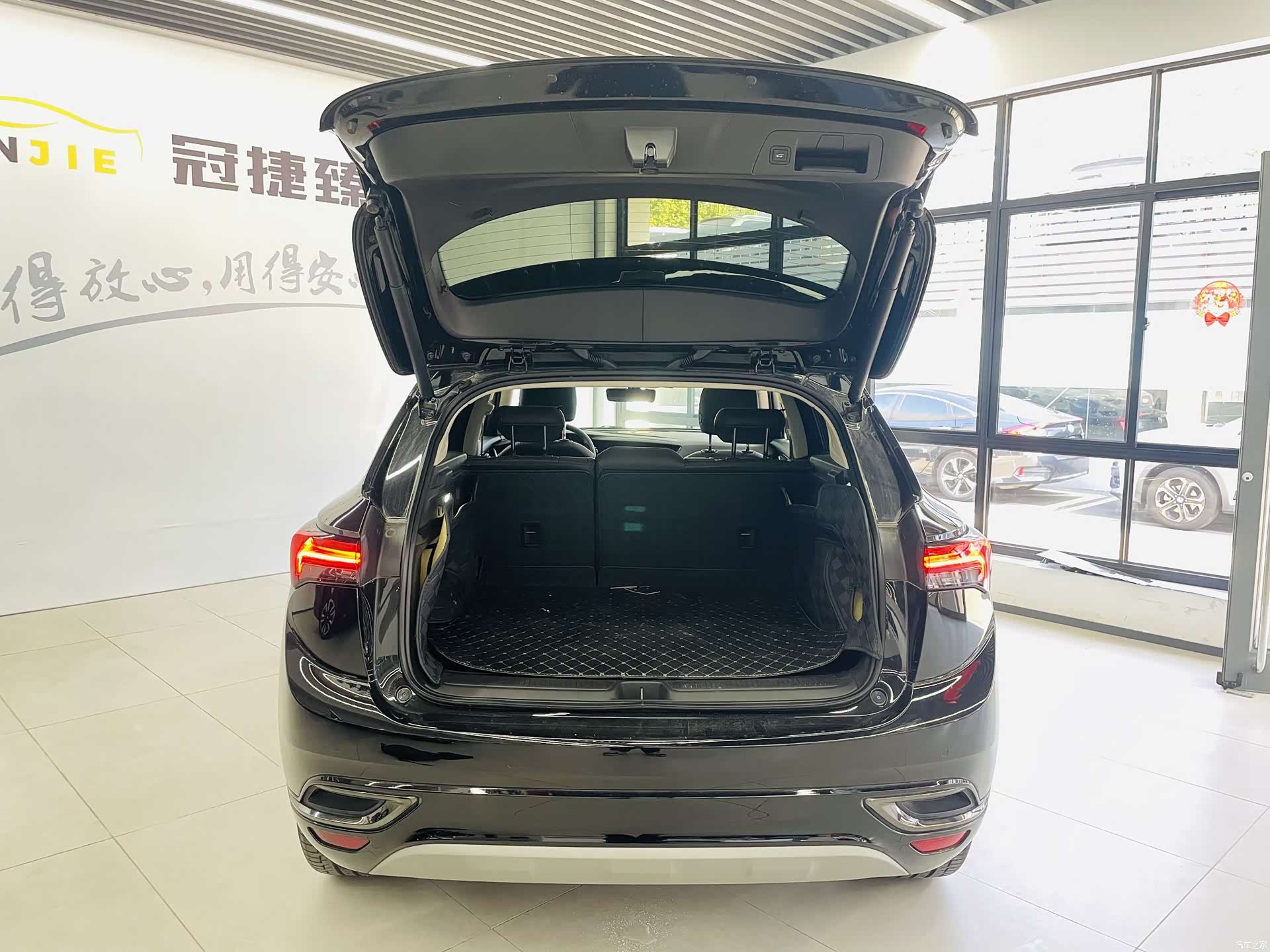 Buick Envision, 2023 13