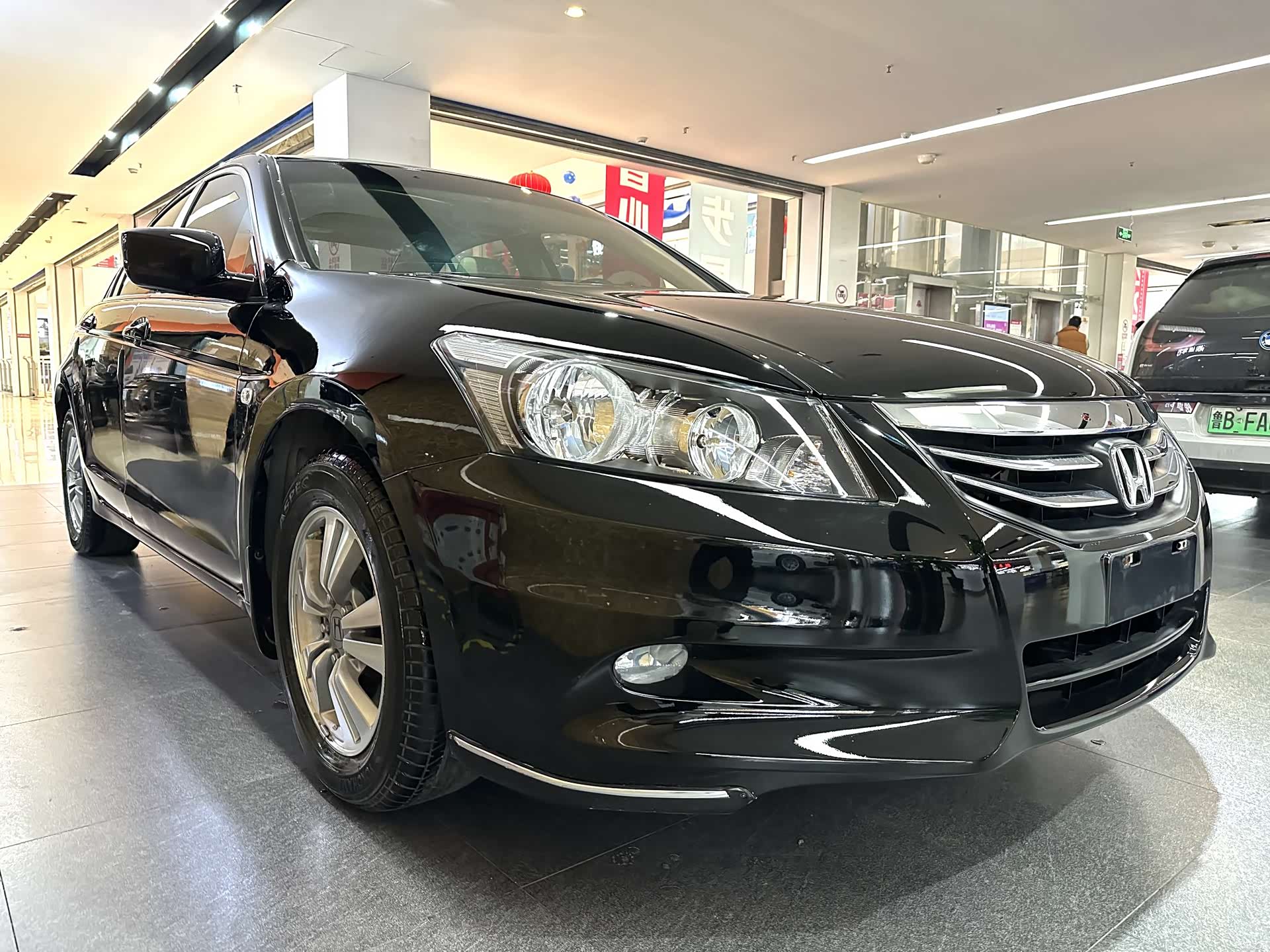 Honda Accord, 2011 3