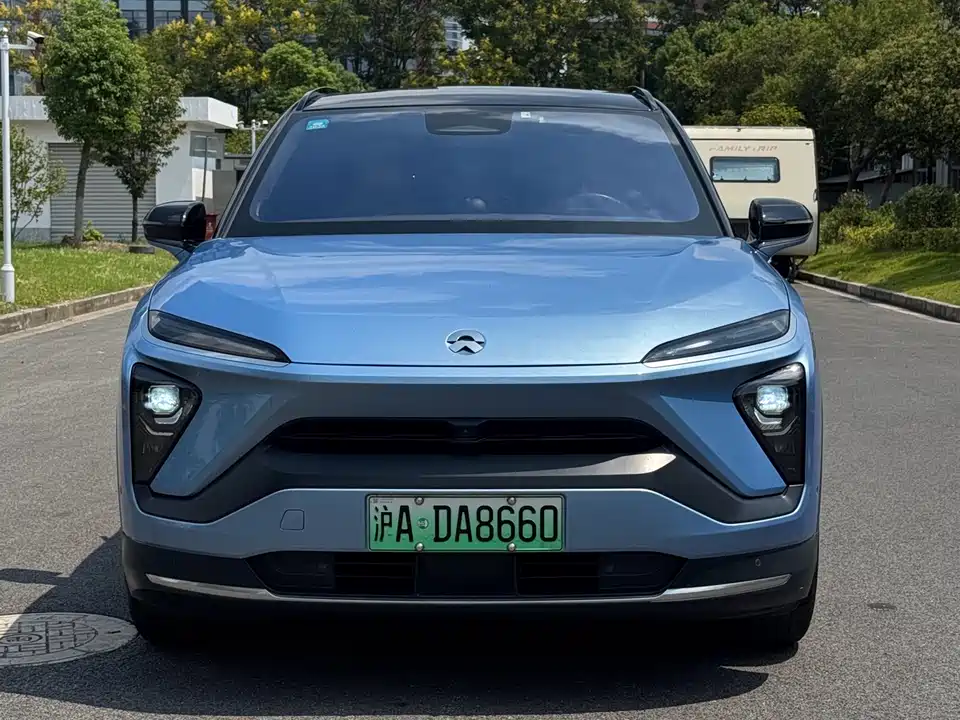 NIO ES6