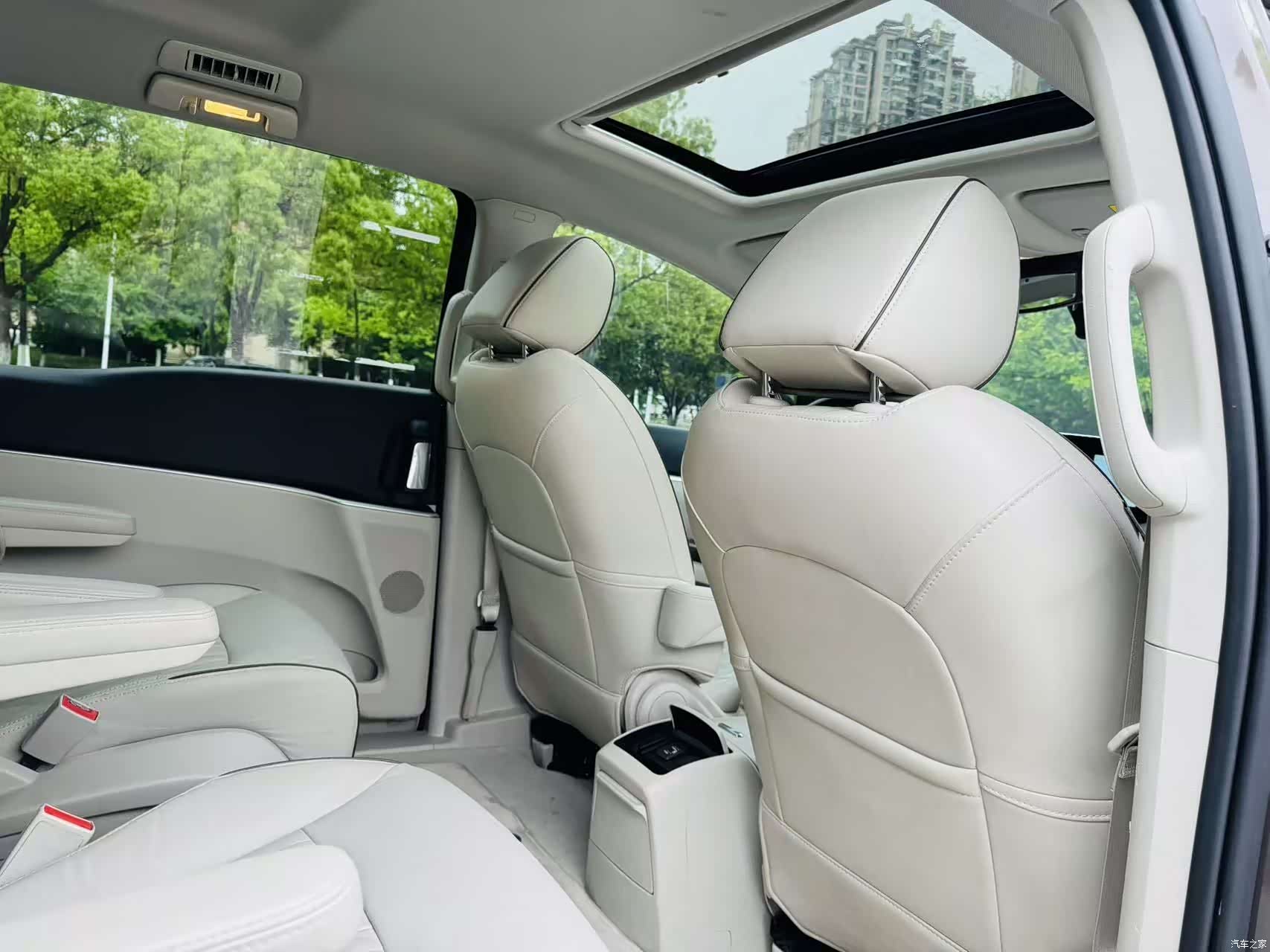 Buick GL8, 2022 10