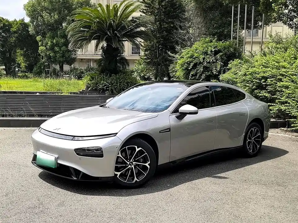 XPENG P7