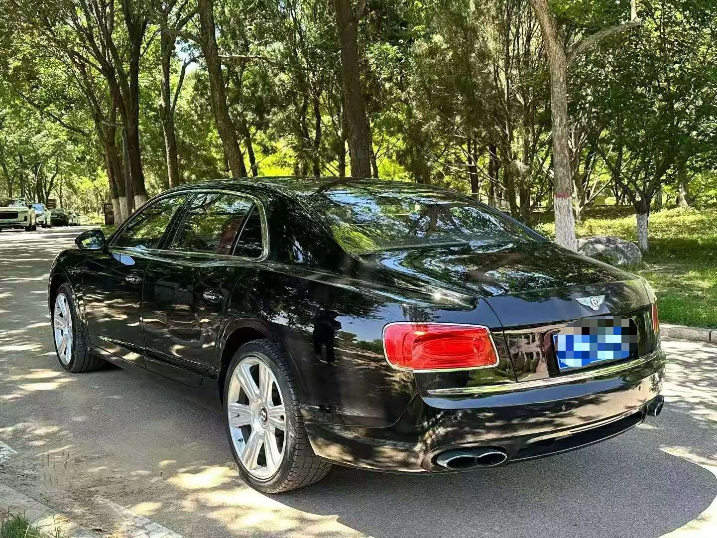 Bentley Flying Spur, 2015 все фото