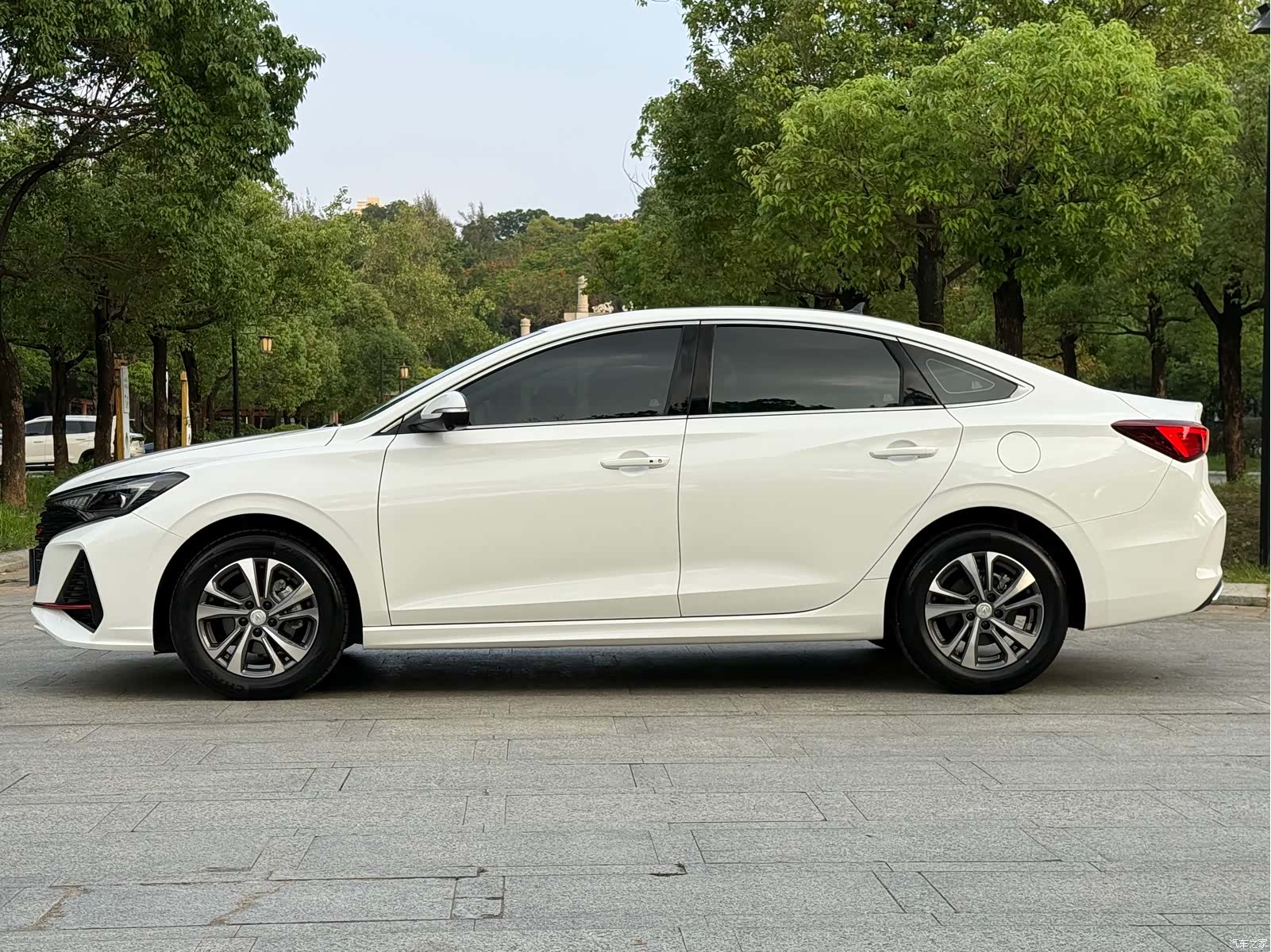Changan Eado, 2025 все фото