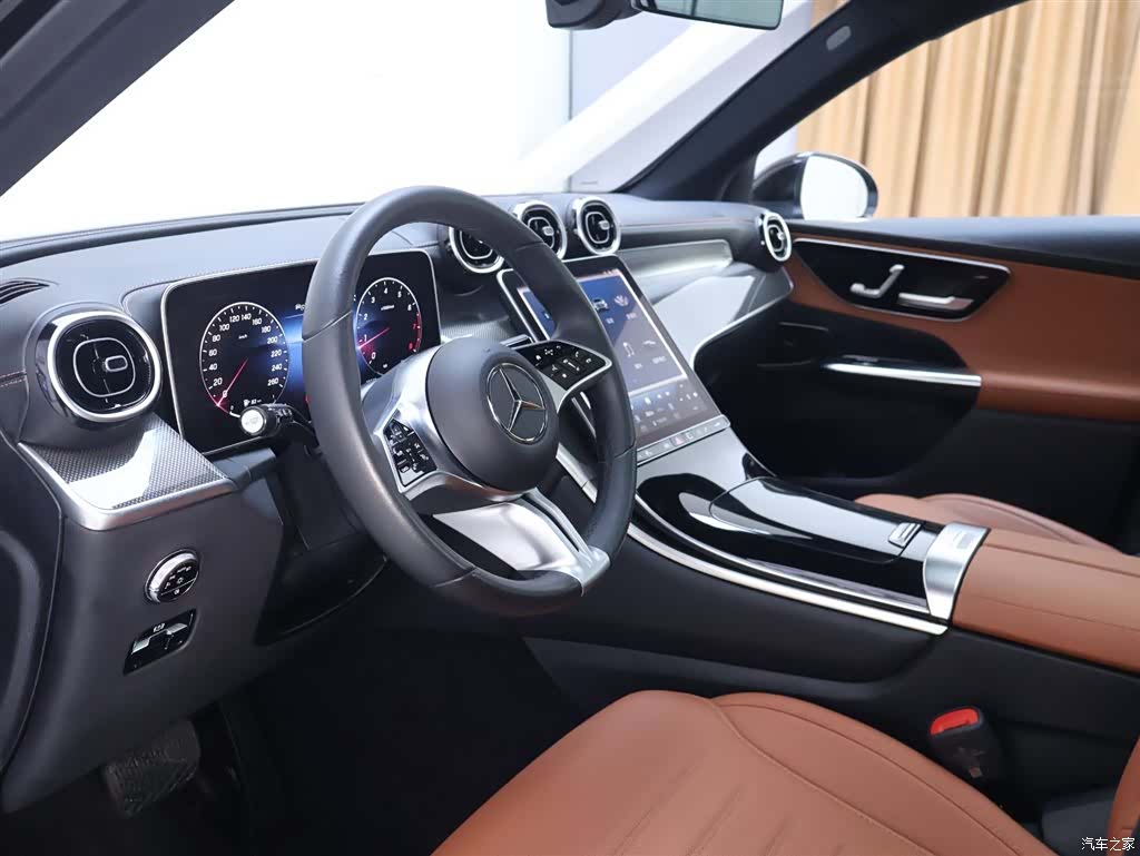Mercedes-Benz GLC, 2023 11