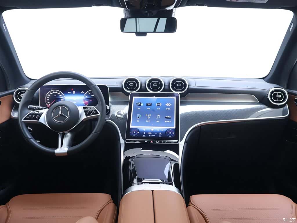 Mercedes-Benz GLC, 2023 13