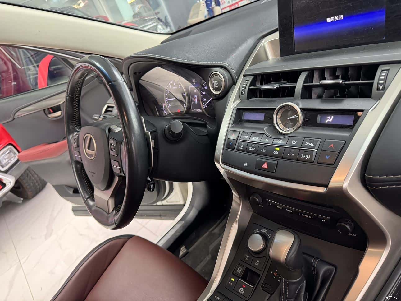 Lexus NX, 2015 17