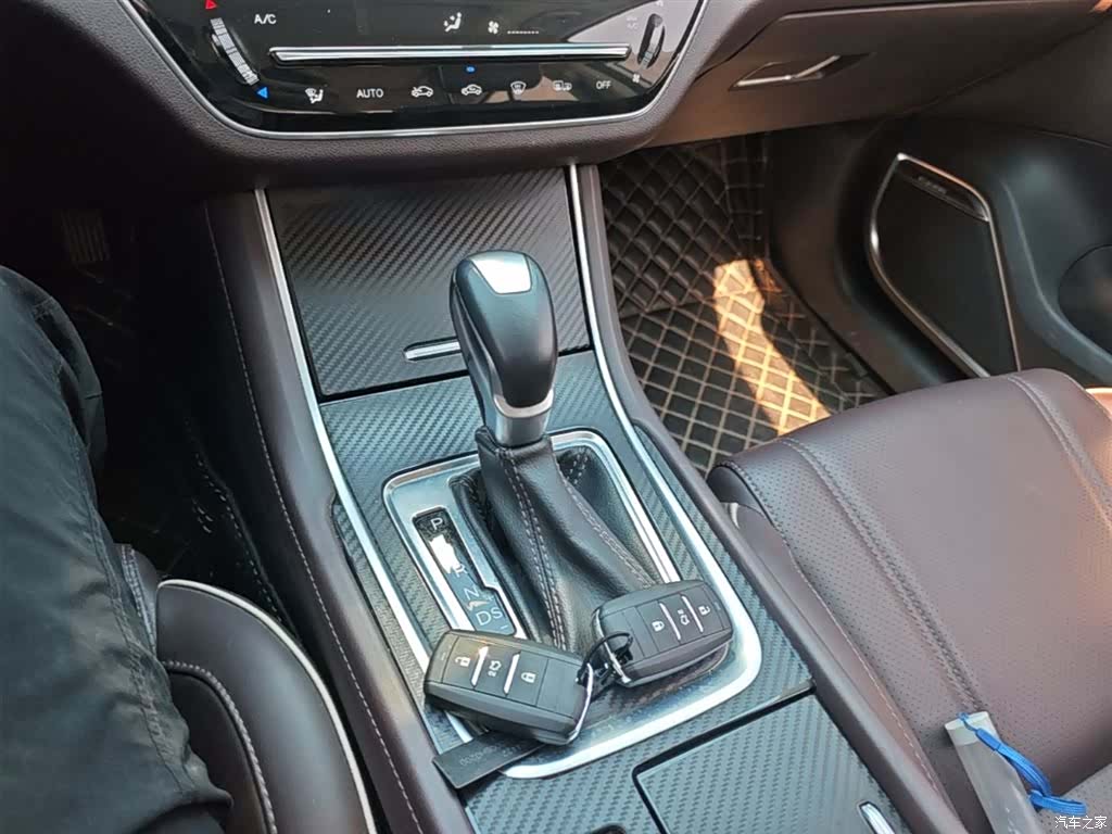 Changan CC, 2018 14