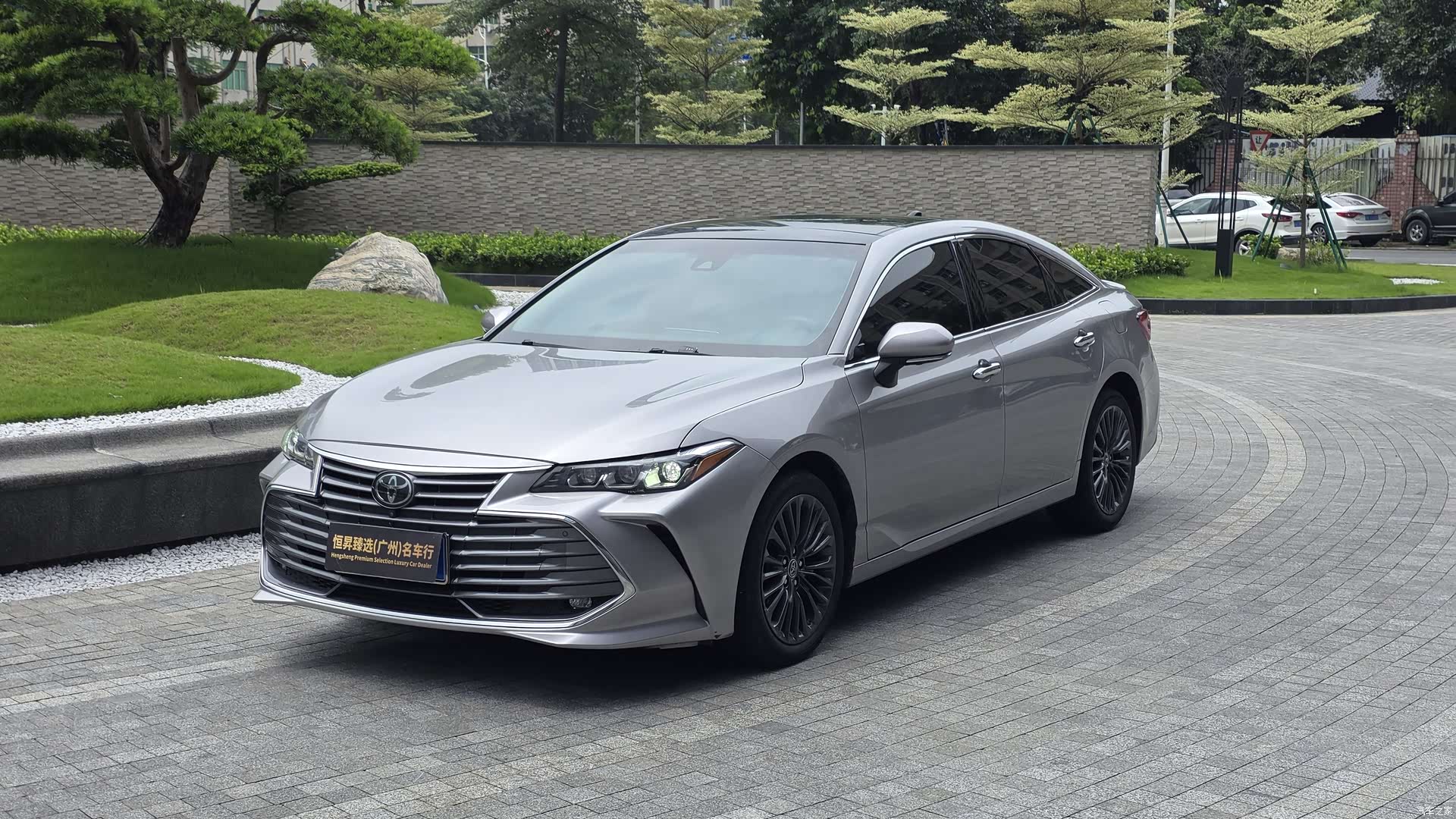 Toyota Avalon, 2019 1