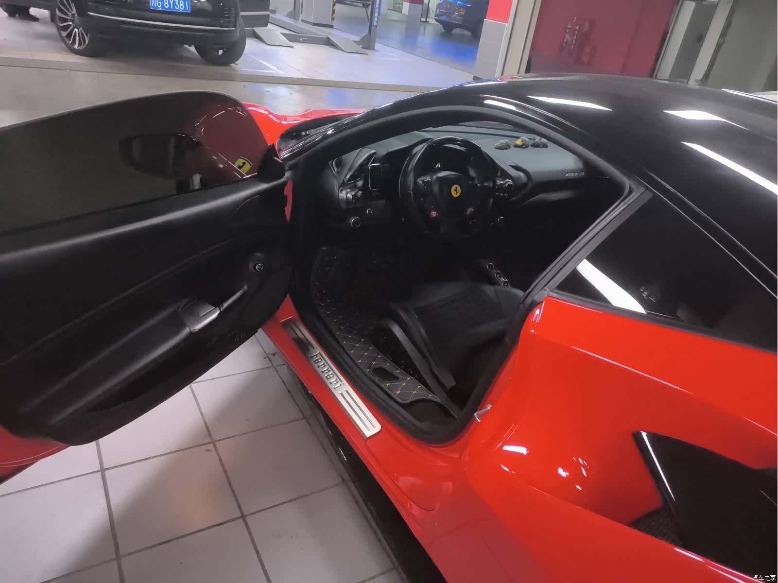 Ferrari 488, 2016 4