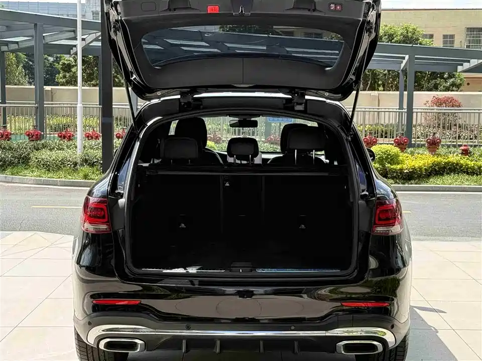 Mercedes-Benz GLC Mercedes-Benz GLC